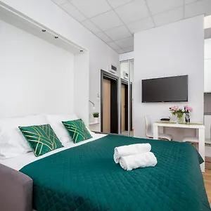  Apartment Aleje Jerozolimskie Street Poland