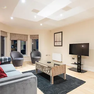  Apartment Modern Smart Open Plan Living With Free Parking United Kingdom